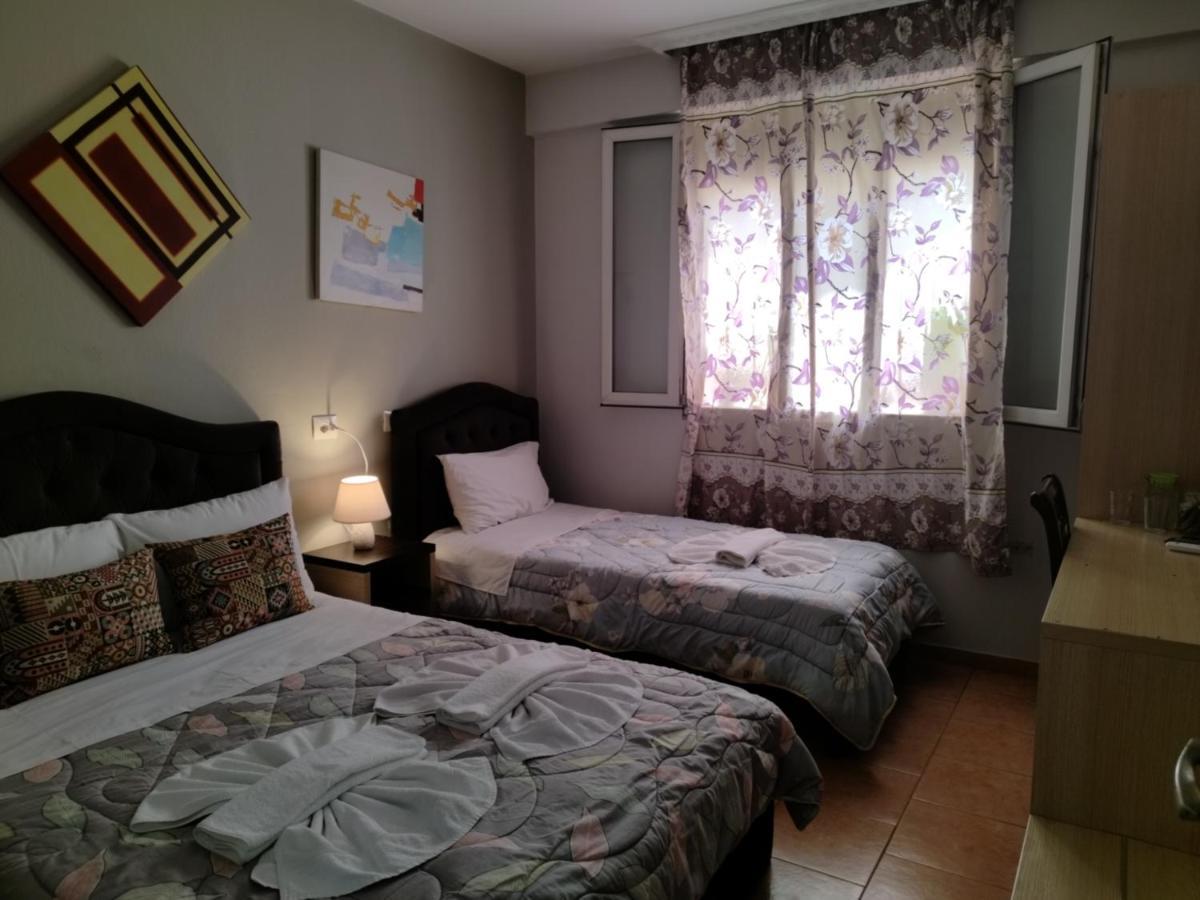 Guest House De Rada Тирана Экстерьер фото