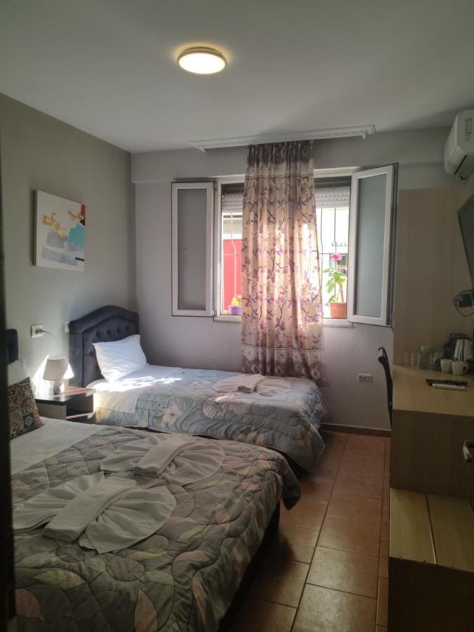 Guest House De Rada Тирана Экстерьер фото